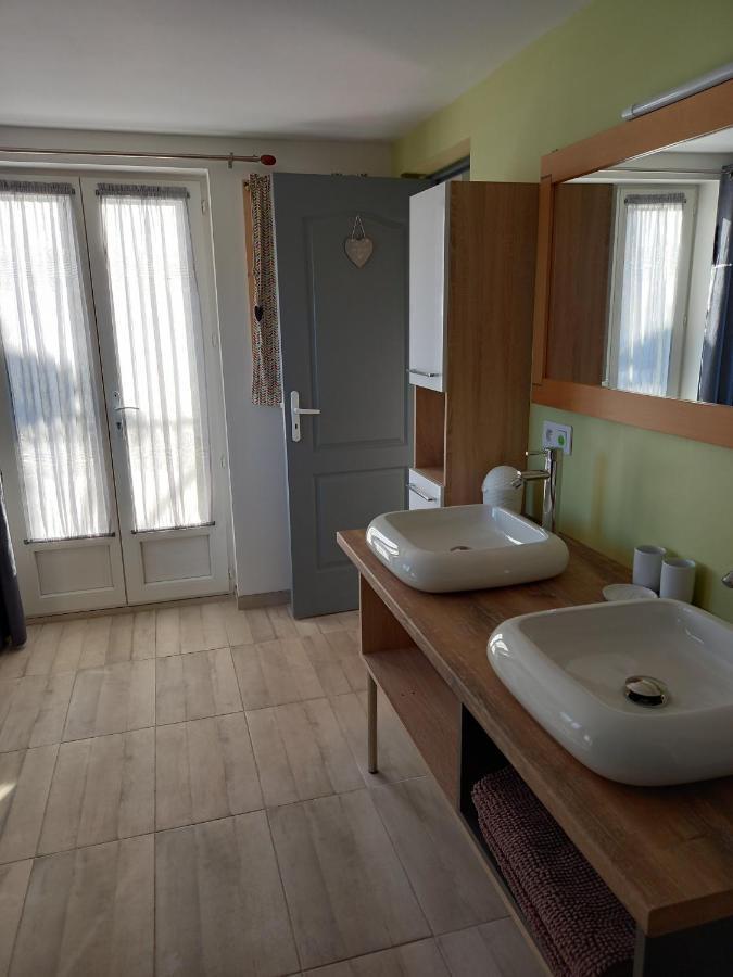 Mirabelle Appartement Jonzac Buitenkant foto